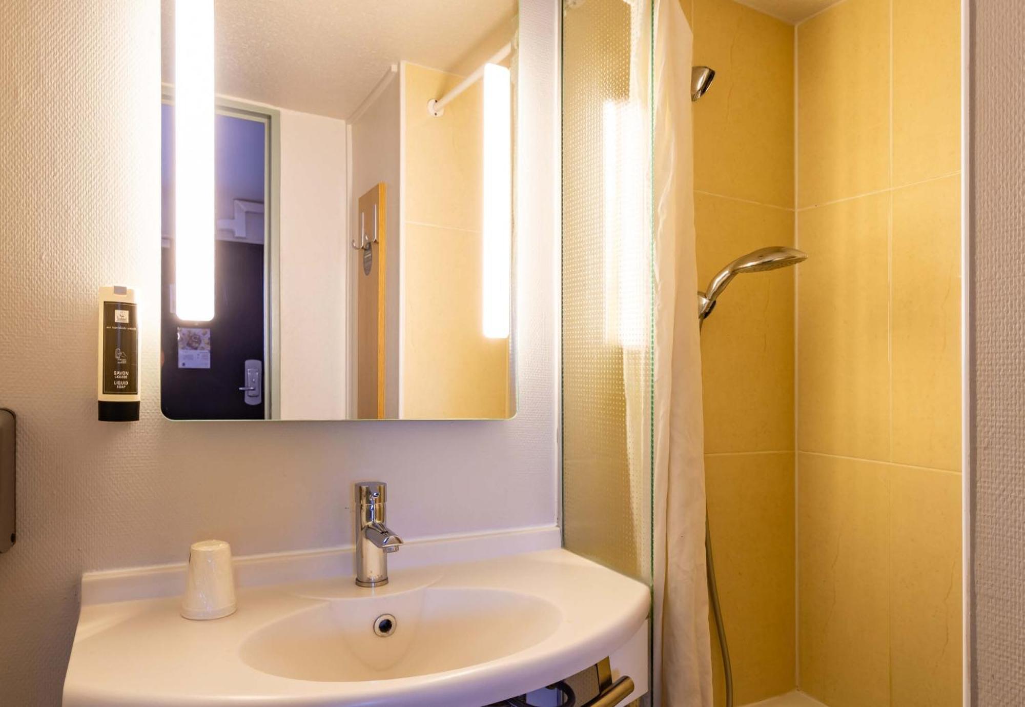 B&B Hotel Valence Nord ブール・レ・ヴァロンス エクステリア 写真