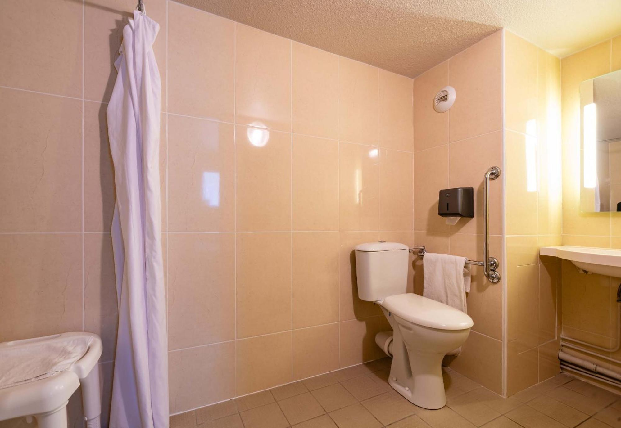 B&B Hotel Valence Nord ブール・レ・ヴァロンス エクステリア 写真